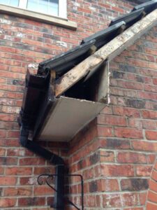 roofline black facias white soffits 01