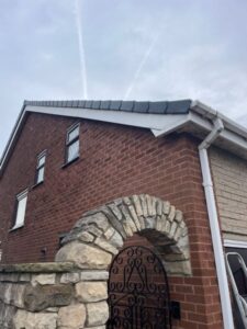 white upvc fascia guttering soffit02