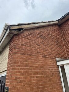 white upvc fascia guttering soffit08